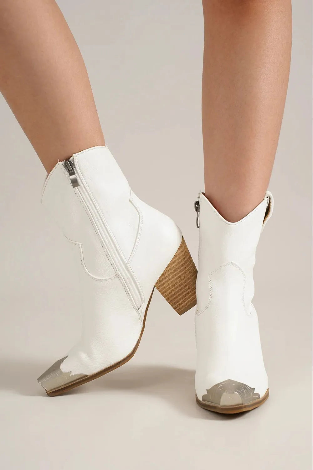 bfbe4422-27e6-4993-b91e-3b4fced06c4a-Max